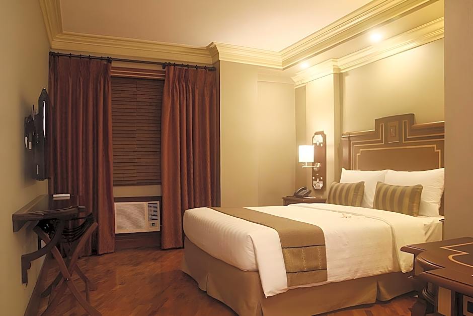 Herald Suites Polaris