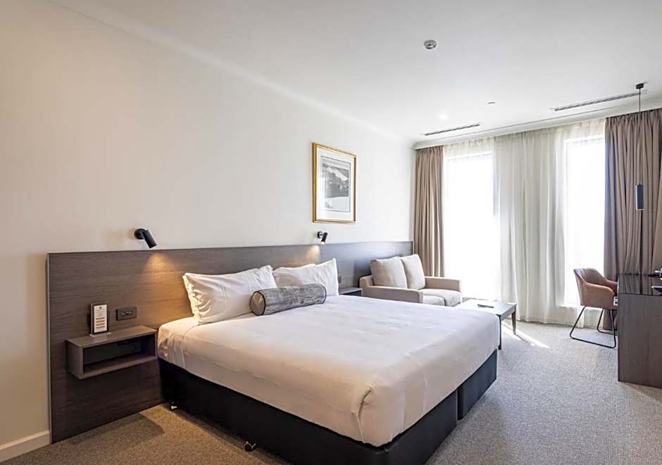 Duxton Hotel