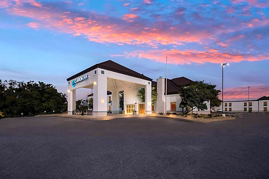 Clarion Inn Cranberry Township