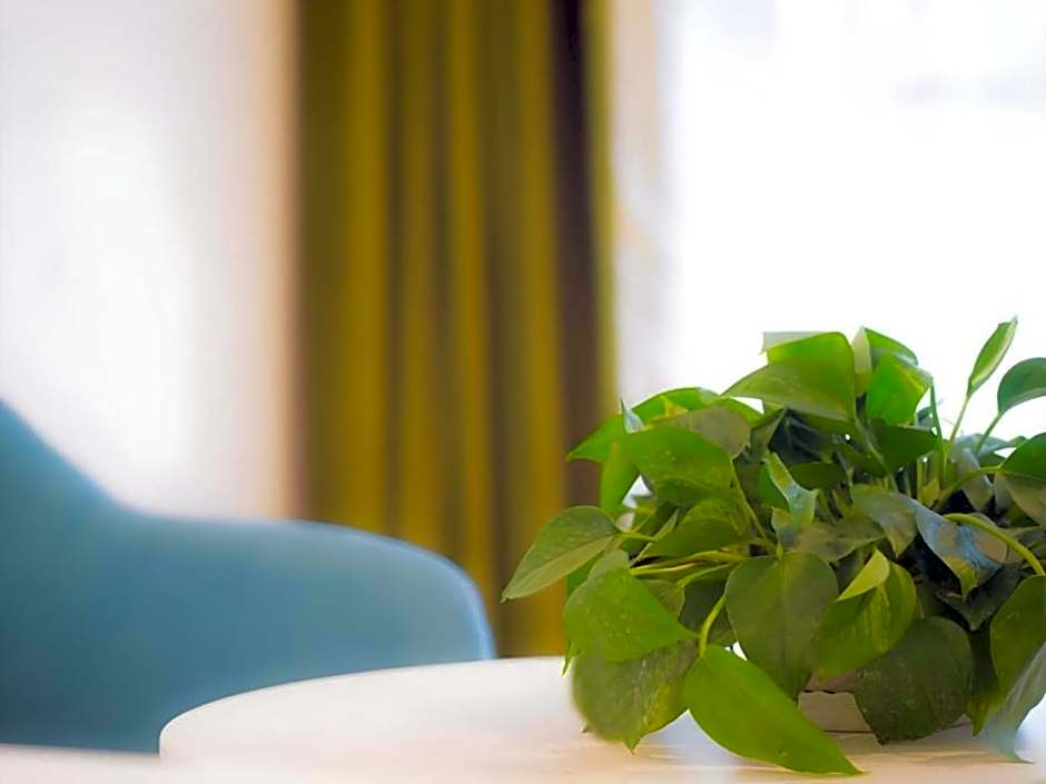 Vatica Tianjin Jinnan District AEON Shopping Plaza Hotel