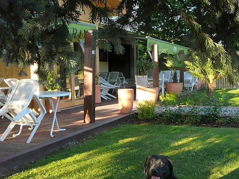 Logis Le Pont de Champ