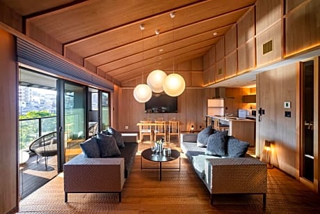 Royal Suite with River View
