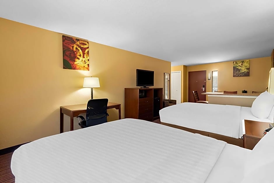 SureStay Plus by Best Western San Antonio Fiesta Inn