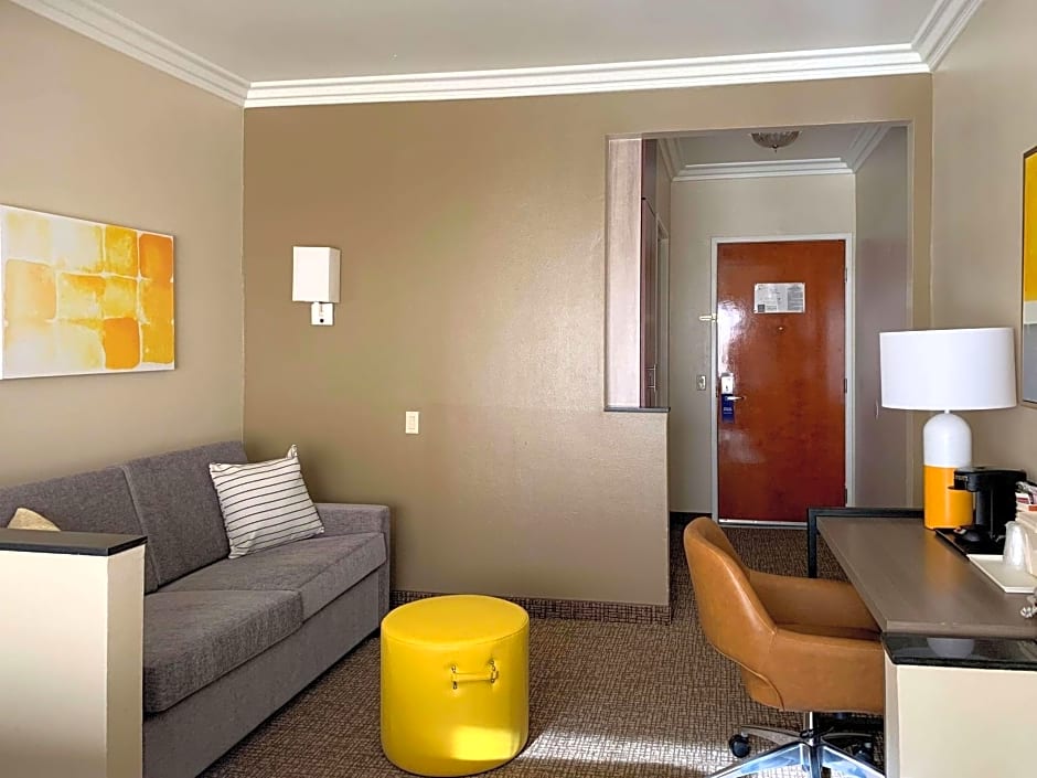 Comfort Suites Oceanside Camp Pendleton Area