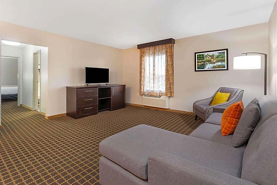 La Quinta Inn & Suites by Wyndham Rockford