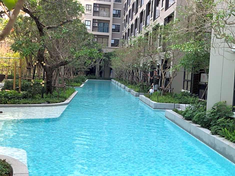 La Casita pool access condo HuaHin