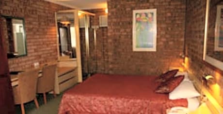 Deluxe Double or Twin Room - Disability Access