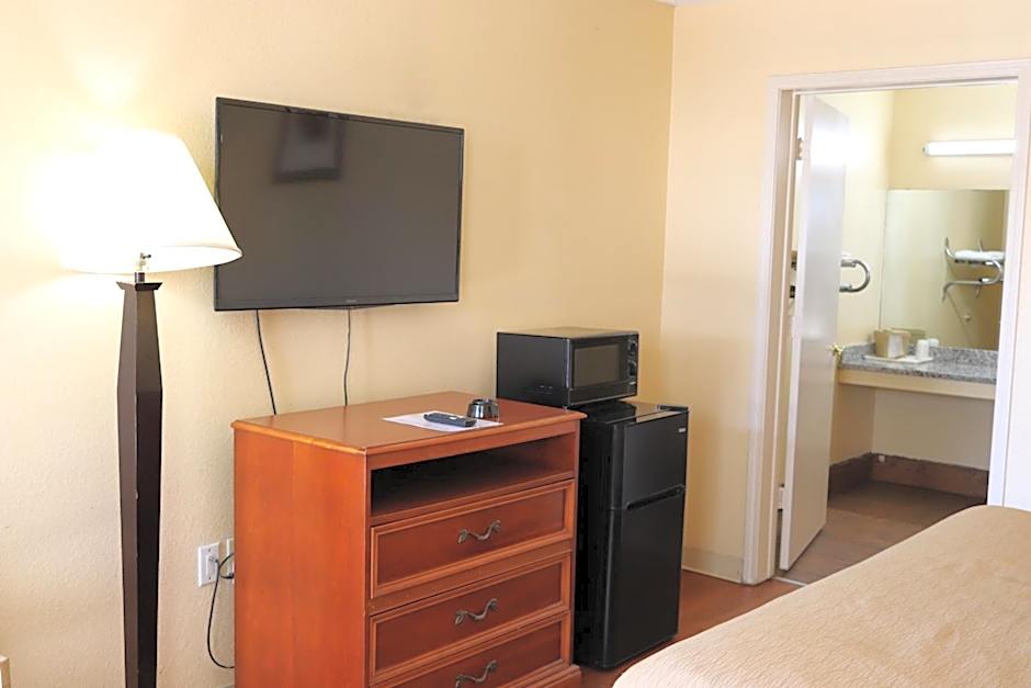 Woodstream Inn