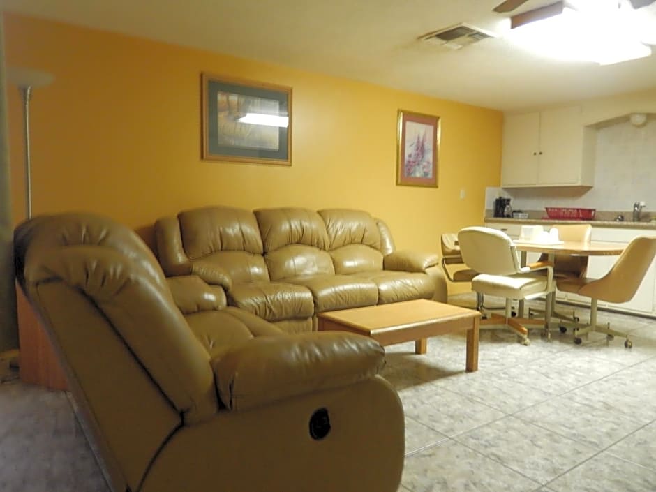 Executive Inn Pearsall