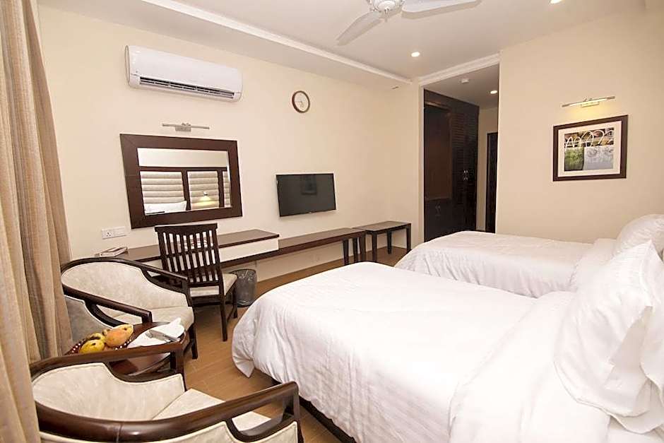 Hotel One Rahim Yar Khan Club Road