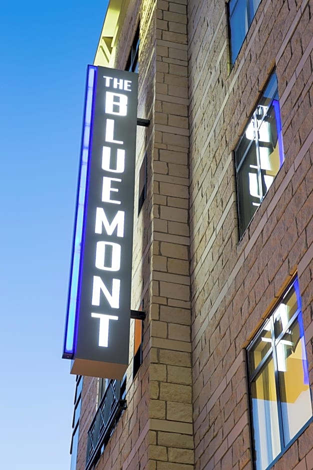 Bluemont Hotel