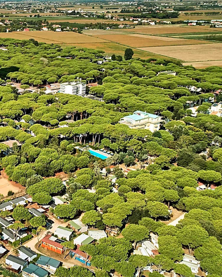 Aparthotel La Pineta