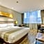 Home Inn Ningbo RaiIaway Station Tianyi PaviIion Moon Lake Point