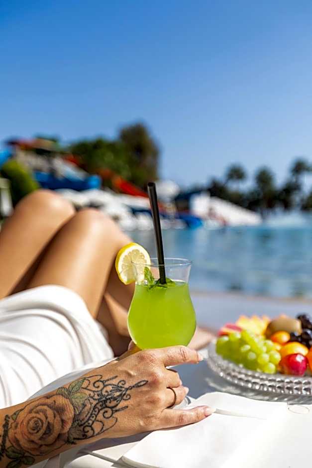 Oz Hotels Incekum Beach
