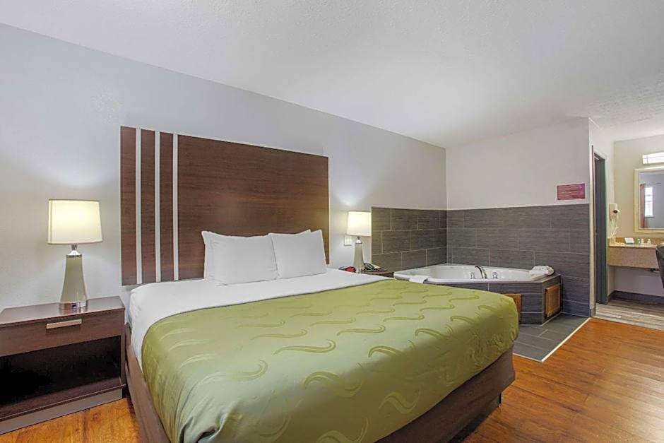 Quality Inn Columbus-East