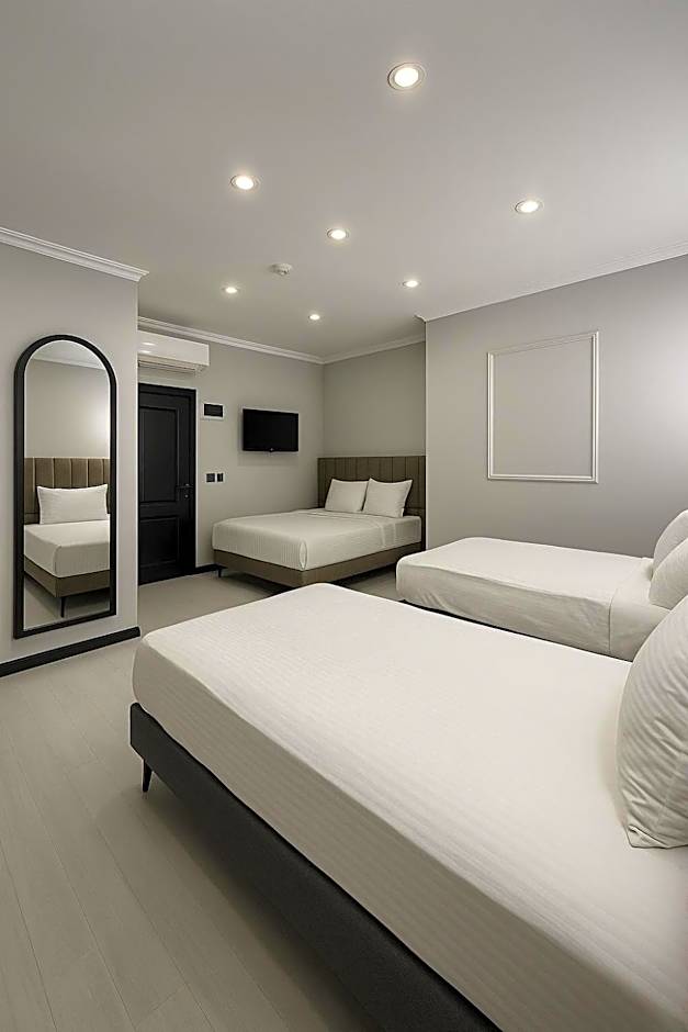 Park Hotel & Private Transportation İstanbul Airport-By Loft