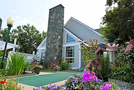 The Lodge at Jackson Village