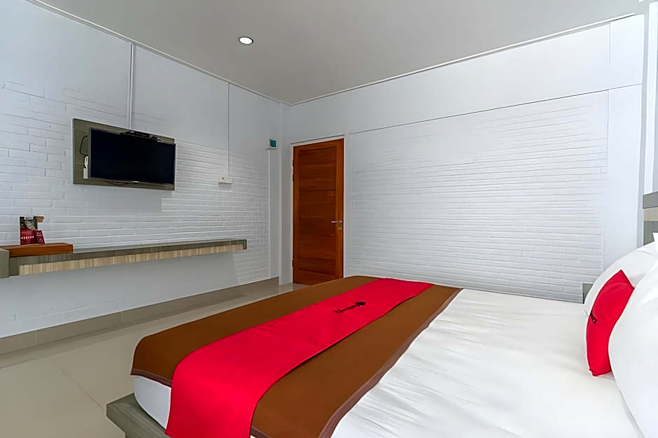 RedDoorz Plus @ Vantas Hotel Parbaba