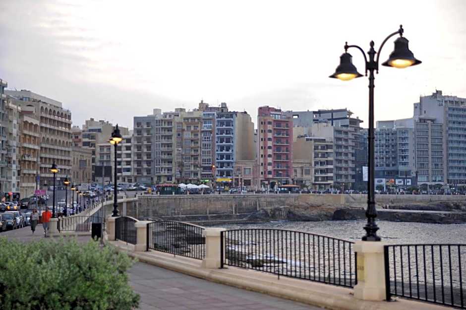 SLIEMA CHALET HOTEL