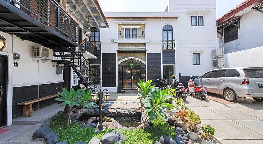 Urbanview Hotel Syariah House of Tuwuh by RedDoorz