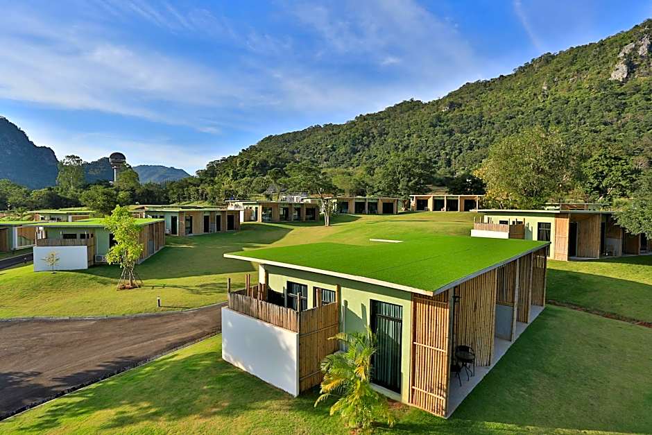 Curve360 Hotel Khao Yai