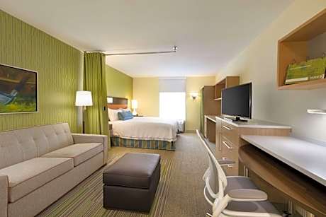 1 King Bed Studio Suite Nonsmoking
