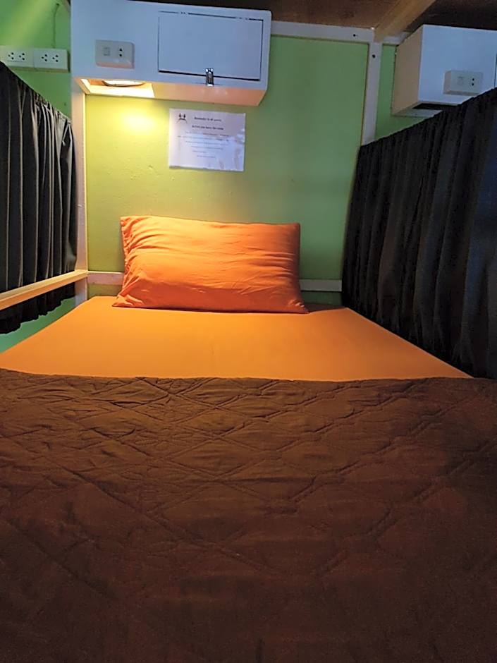 Sleep Tight Hostel at Koh Phangan