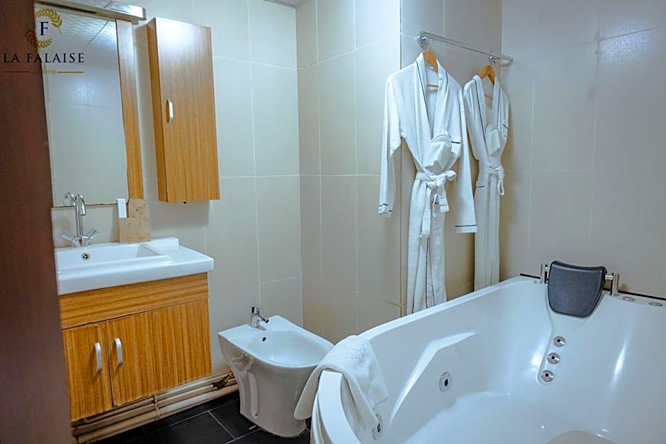 Hotel Résidence La Falaise