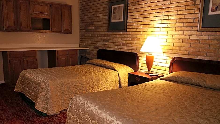 Executive Inn and Suites Waxahachie