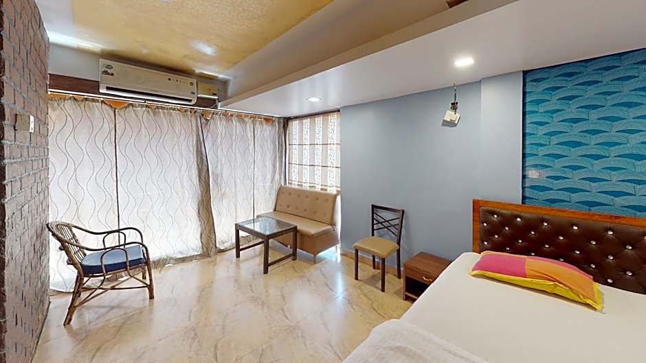 Round Cube Guest House