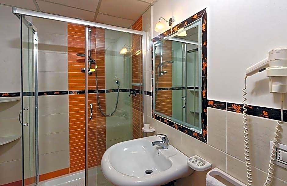 Villaggio Santa Monica