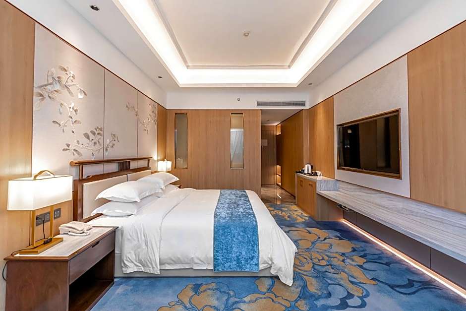 IU Hotel Zhanjiang Haibin Park Seaview Corridor