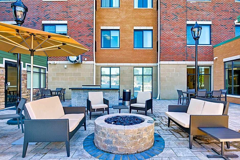 Residence Inn by Marriott Cleveland Airport/Middleburg Heights