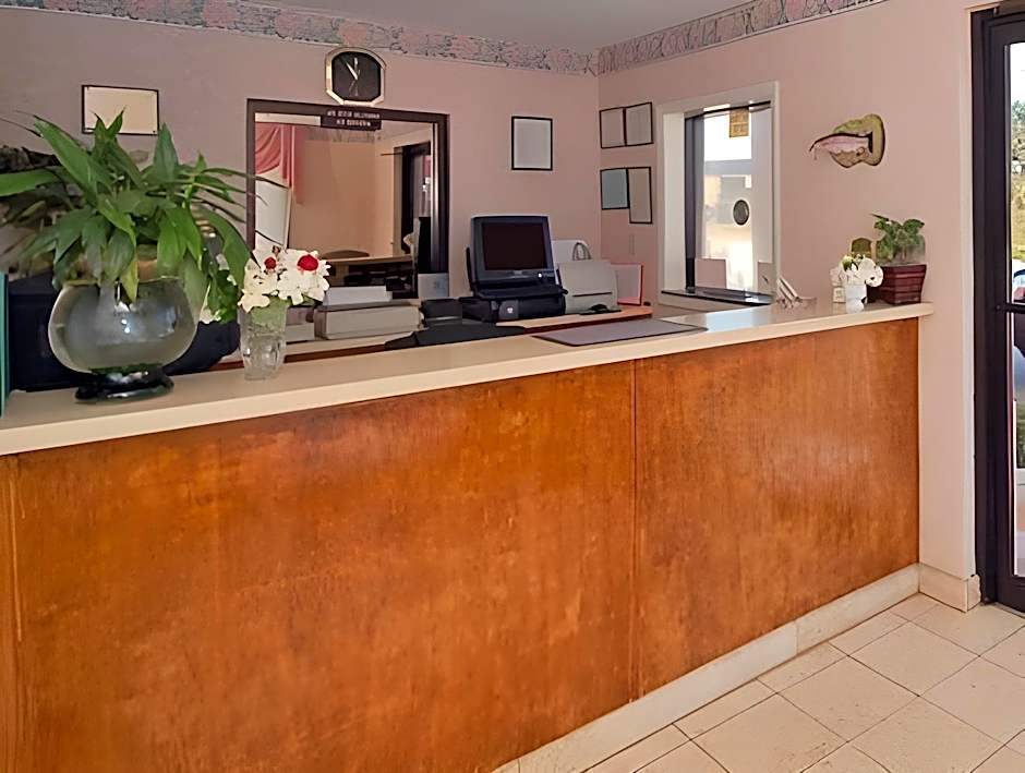 Econo Lodge Thomson