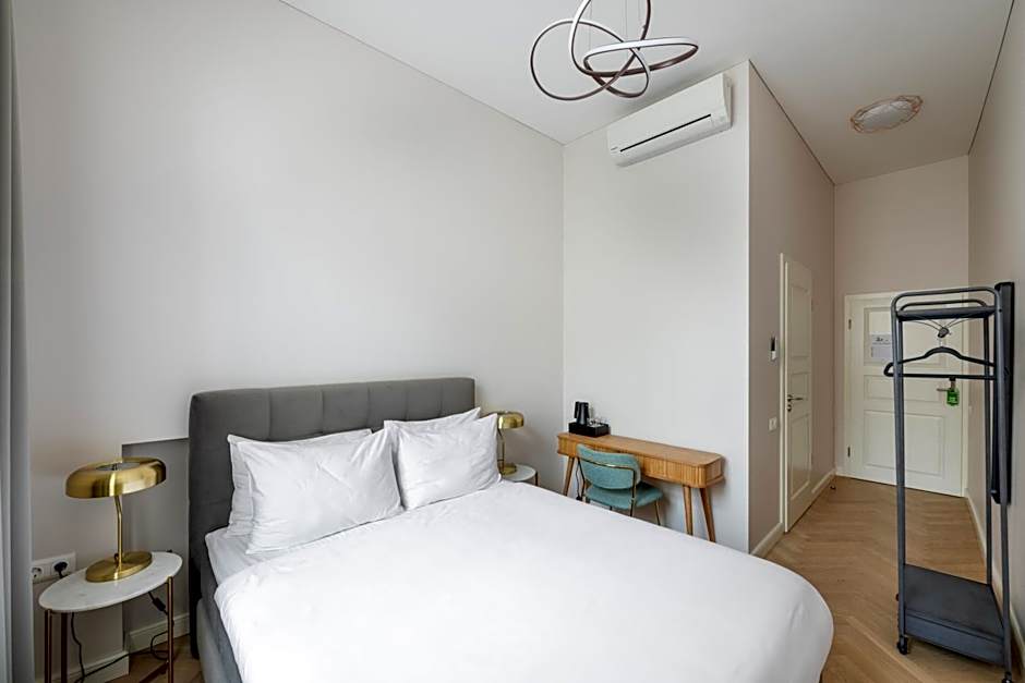 St Casimir Apartments