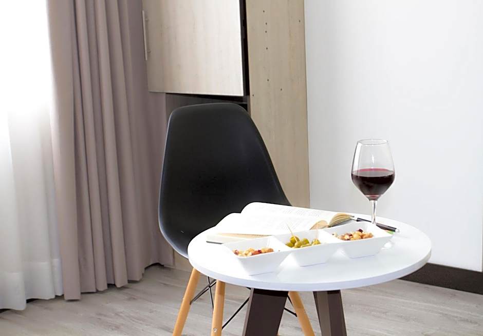 Hotel WLH Bogota - White Lighthouse