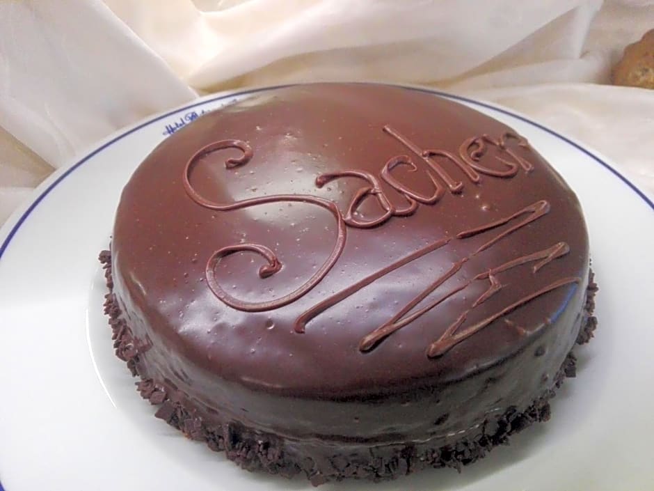 California Pastry Hotel