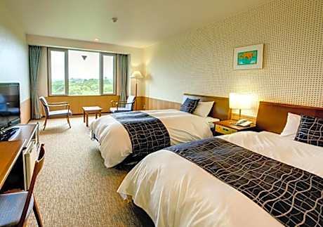 Twin Room with Bathroom - Non-Smoking