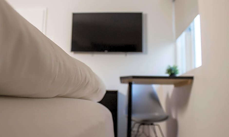 Lava Apartments & Rooms