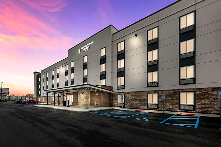 WoodSpring Suites Linden