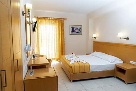 Standard Room with Side Sea View