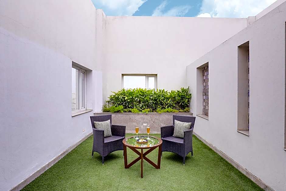 Red Fox by Lemon Tree Hotels, Sector 60, Gurugram