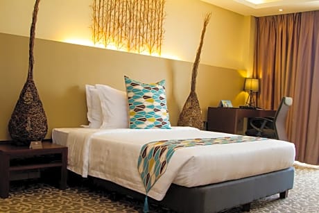 Executive Queen Room