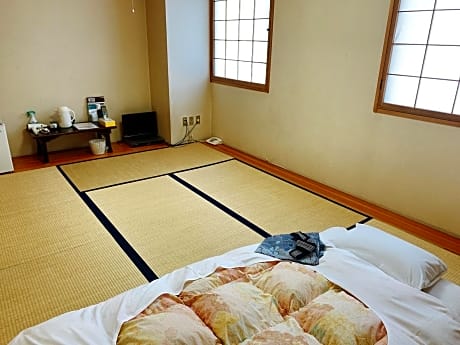 Japanese-Style Twin Room - Non-Smoking