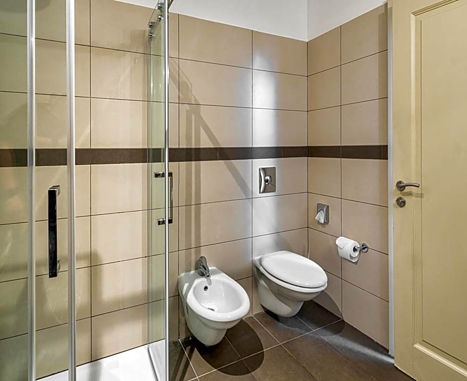 Hotel Maestro by Adrez