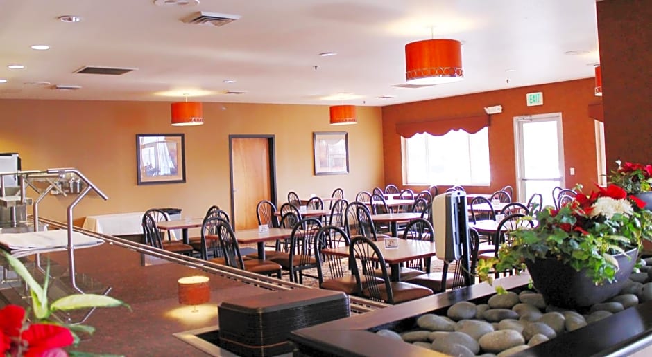 Crystal Inn Hotel & Suites - West Valley City