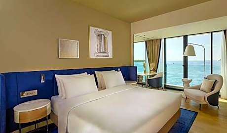 Collection Room - Sea View