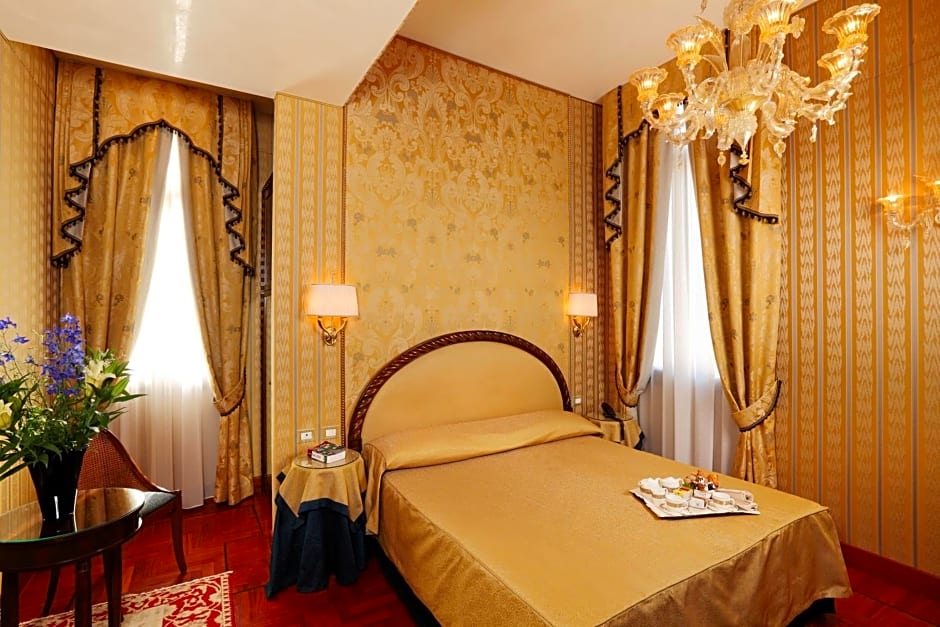 Hotel Palazzo Stern