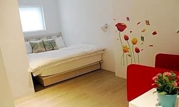 4Plus Hostel