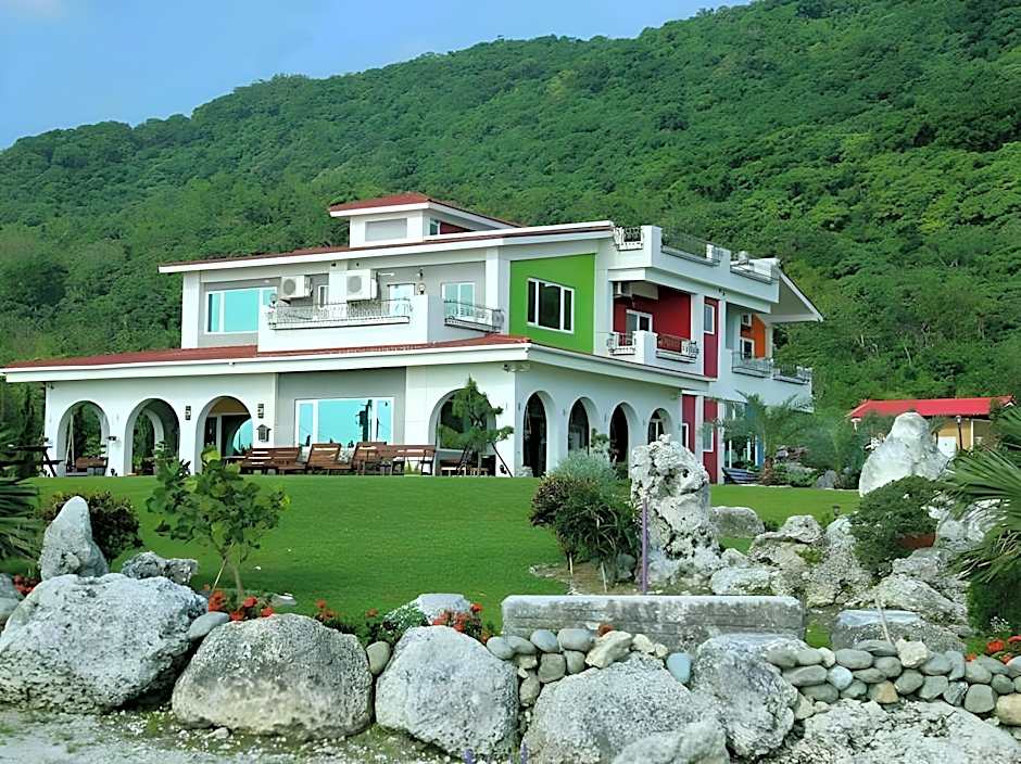 Jen Ti Rainbow House